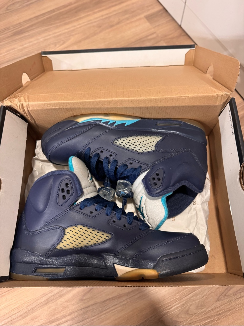 Air Jordan 5 “Pre-Grape”